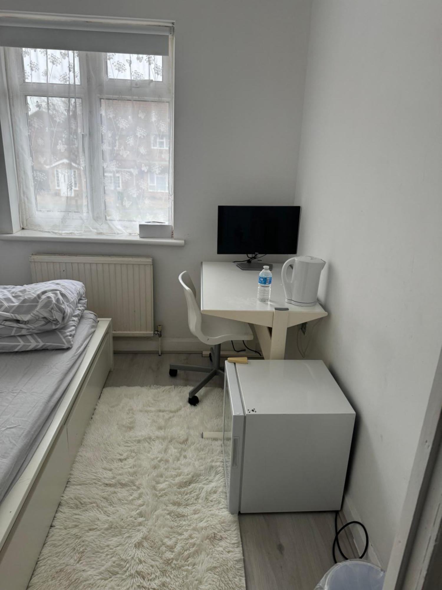 Single Room Canvey Island Extérieur photo